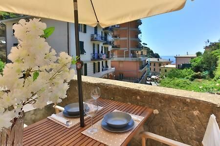 Jolly Roger Riomaggiore Hotel Ngoại thất bức ảnh