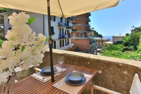 Jolly Roger Riomaggiore Hotel Ngoại thất bức ảnh